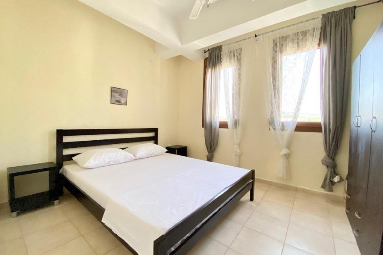 Vladi Guest House Gerakini Sithonia 外观 照片